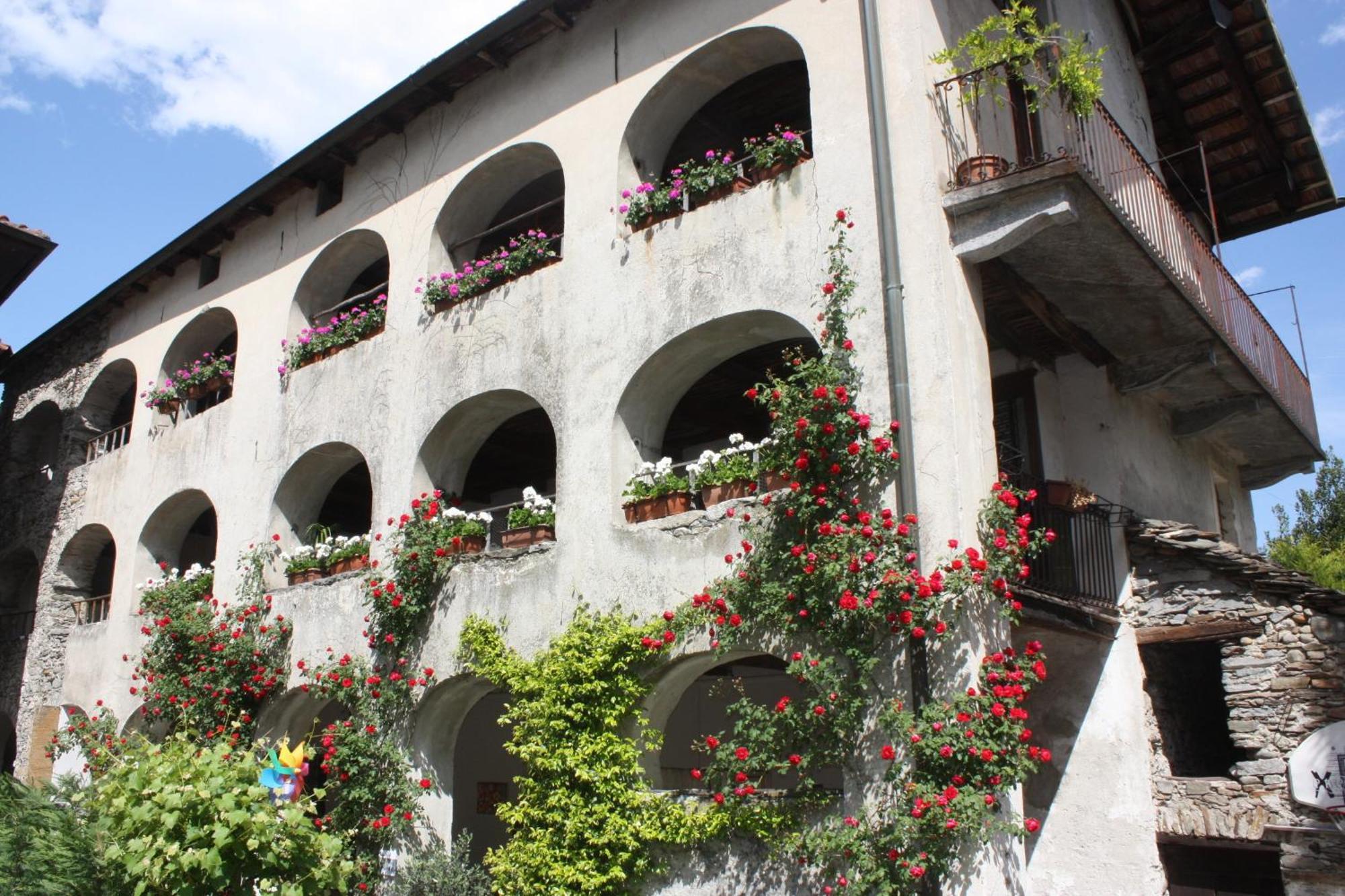 Affittacamere Casa Archi Losone Exterior photo